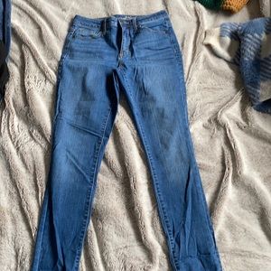Medium wash denim skinny jeans